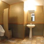 Bathroom Rentals For Weddings: Entertainment & Comfort