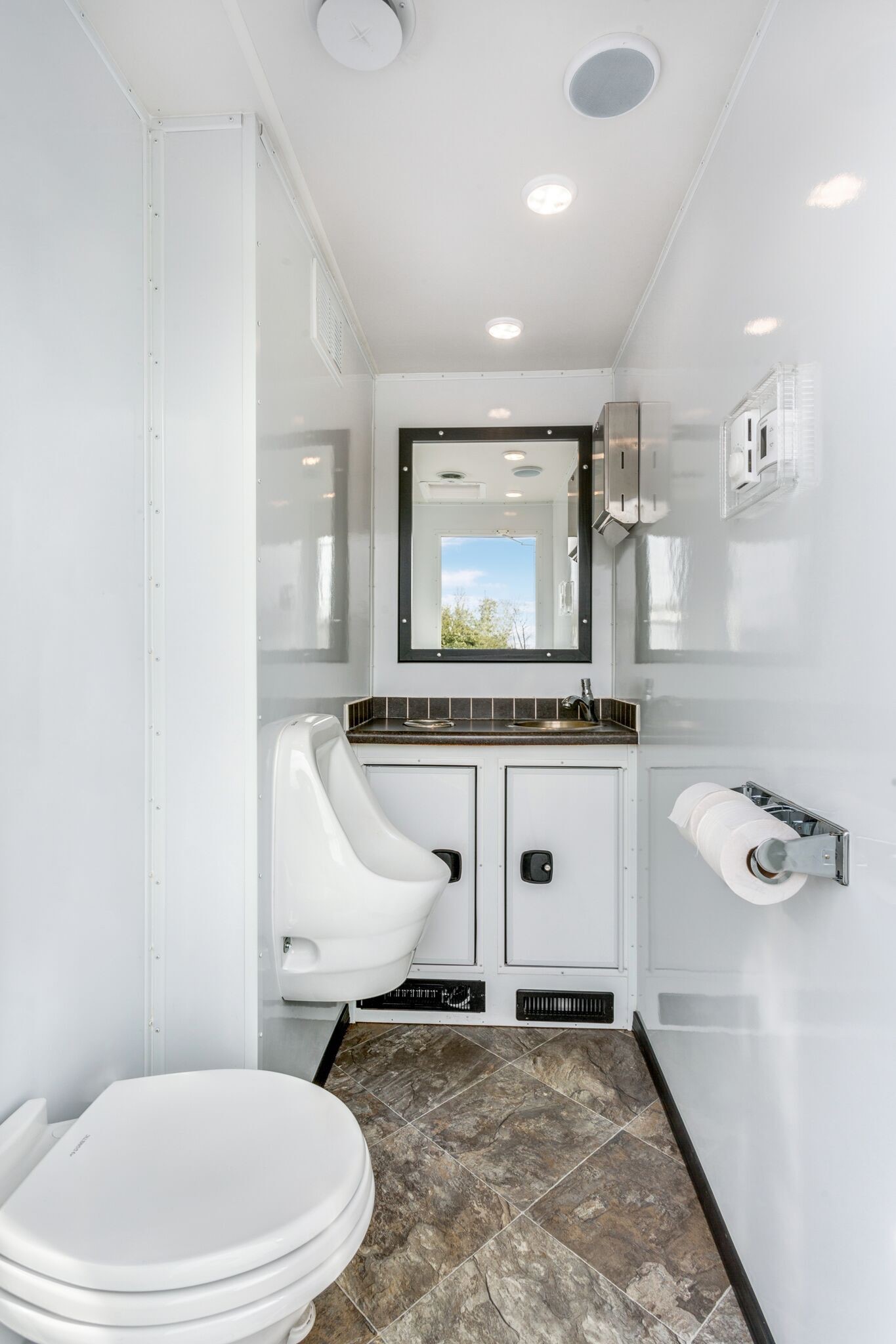 Luxury restroom trailer