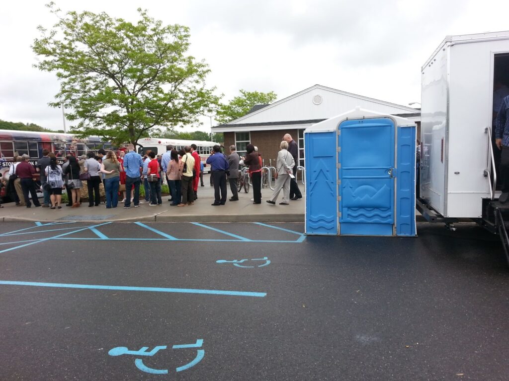 Porta potty and portable trailers for rent