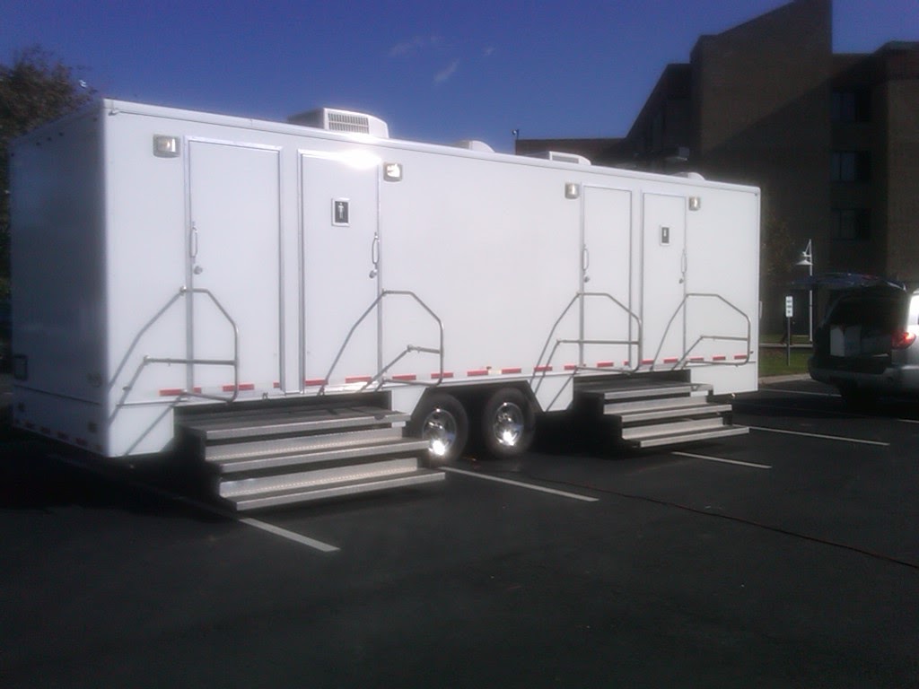 Portable restrooms Florida