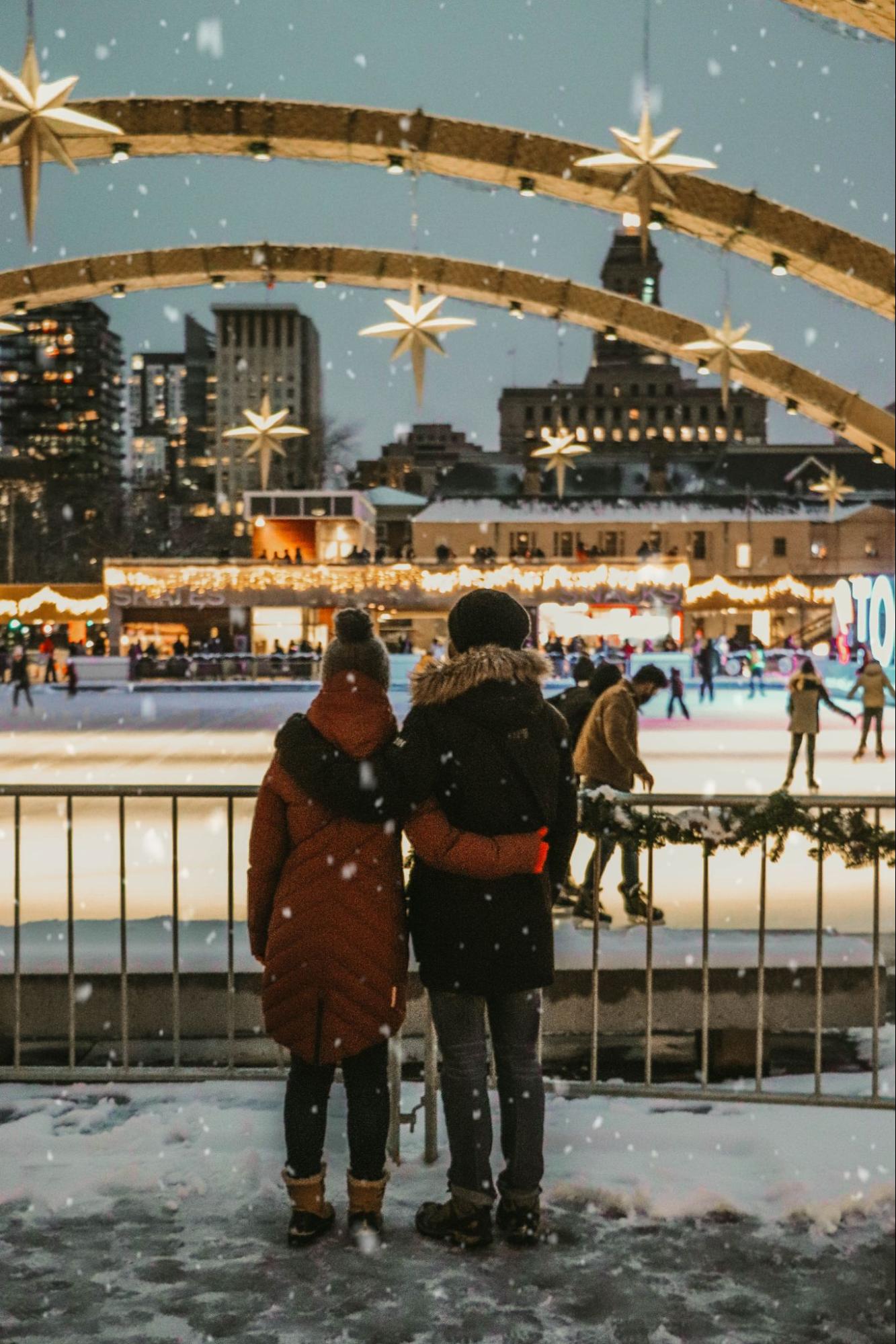 children looking at winter park holiday events