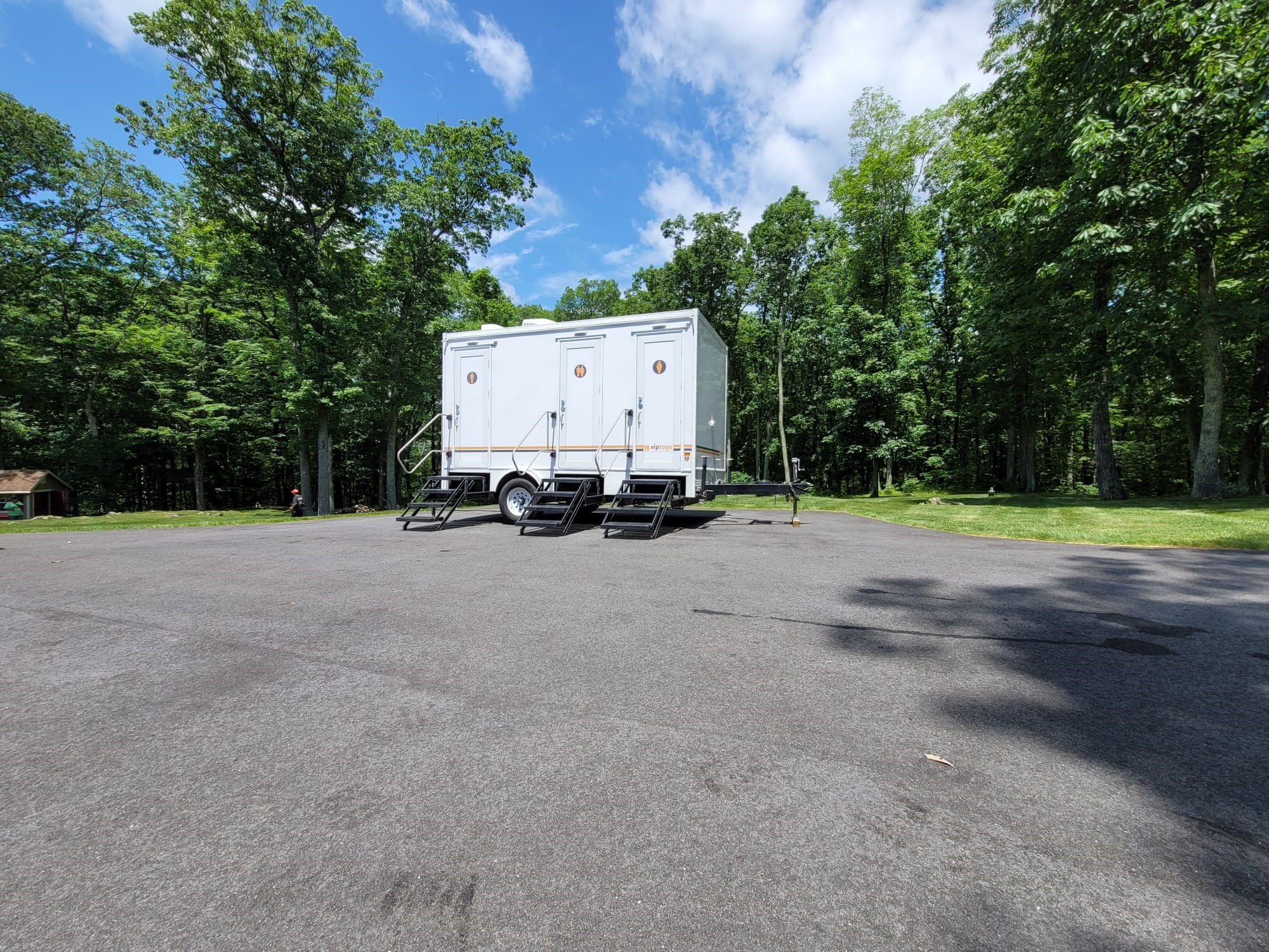 luxury restroom trailer