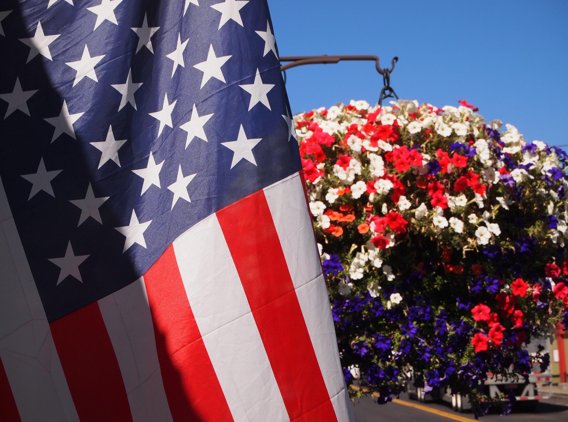 red white and blue labor day party themes